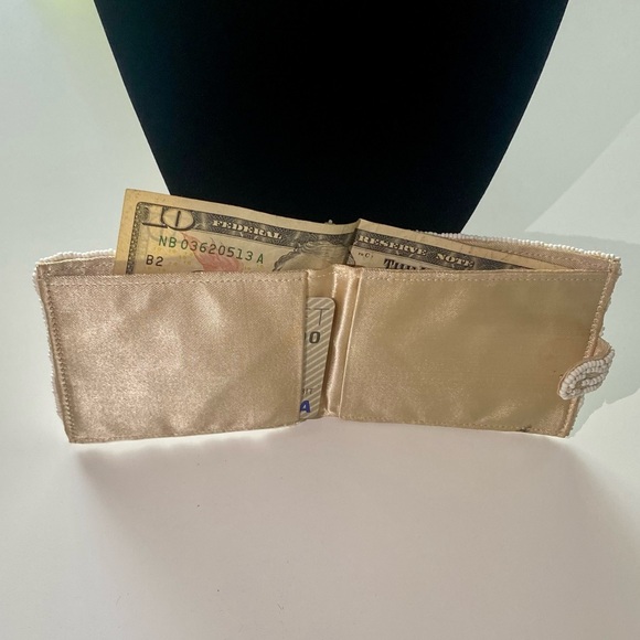 Beaded wallet - Picture 4 of 8